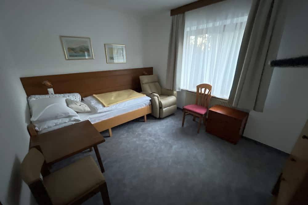 Zimmer 01 / 1Bett ohne Balkon - Pension Alpina in Obsteig, Bezirk Imst