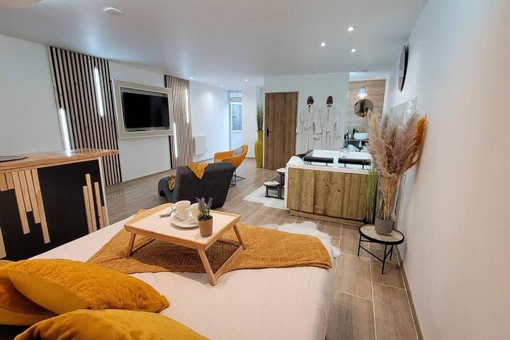 Gîte pour 2 personnes, avec Terrasse à La Bassée - 4