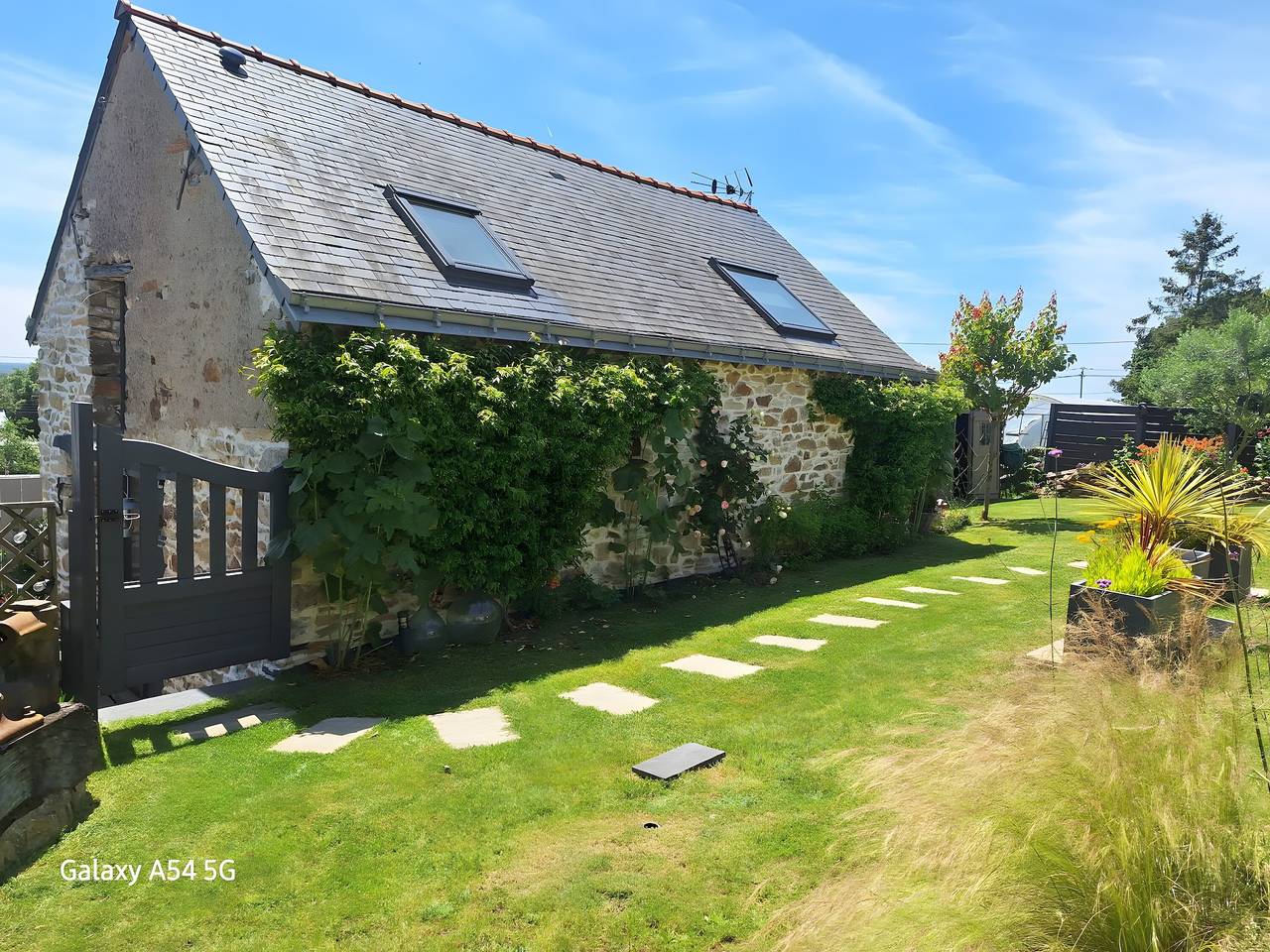 Chambre d’hôtes « La P’tite Caudalie » avec terrasse privée, jardin commun et Wi-Fi in Savenay, Vallée de la Loire