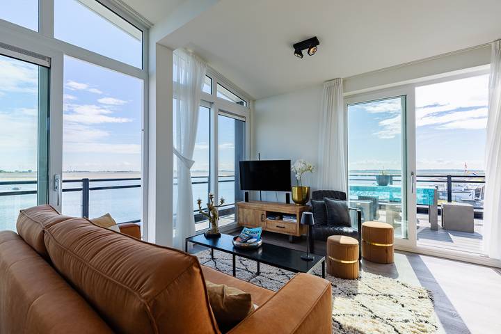 Loft voor 2 personen, met balkon en balkon/terras in Zeeland