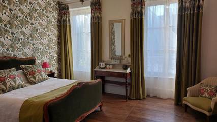 Cottage pour 2 personnes, avec jardin à Lubersac