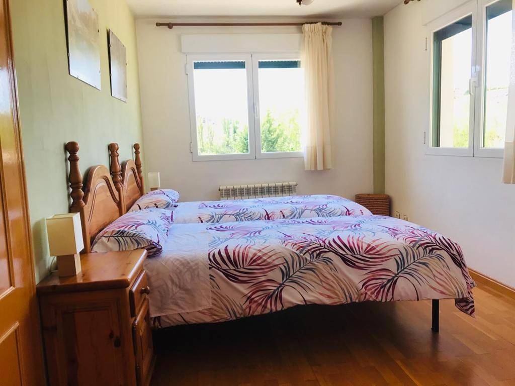 Four-Bedroom House in Soria, Provincia de Soria