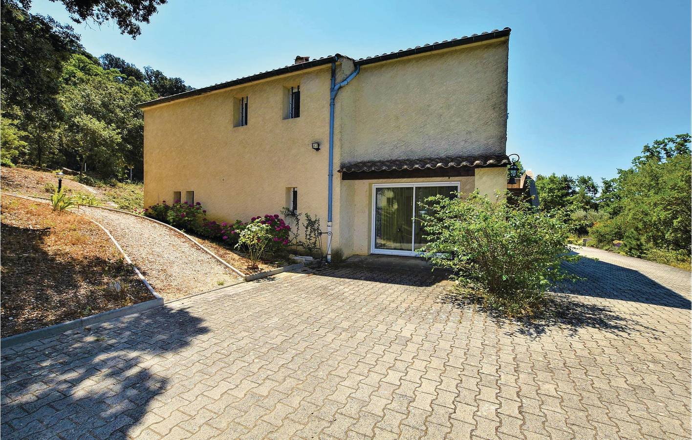 Apartamento con jardín, a 1,5 km de Colonzelle in Chamaret, Región de Nyons