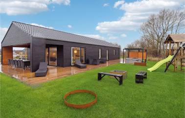 Ferienhaus für 12 Personen, mit Garten und Terrasse, mit Haustier in Øster Hurup