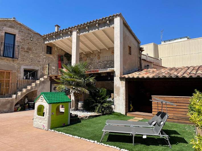 Gîte pour 2 personnes, avec jardin et vue dans Bages - 2