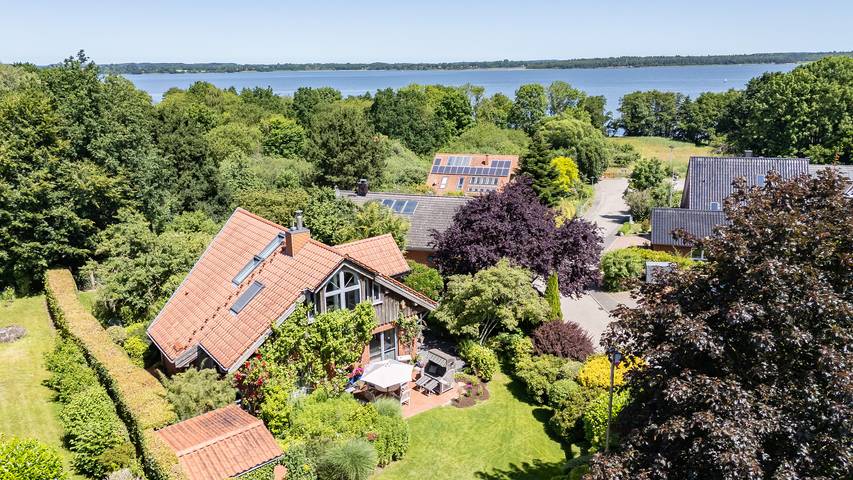 Ferienhaus für 4 Personen, mit Balkon und Terrasse sowie Garten und Ausblick