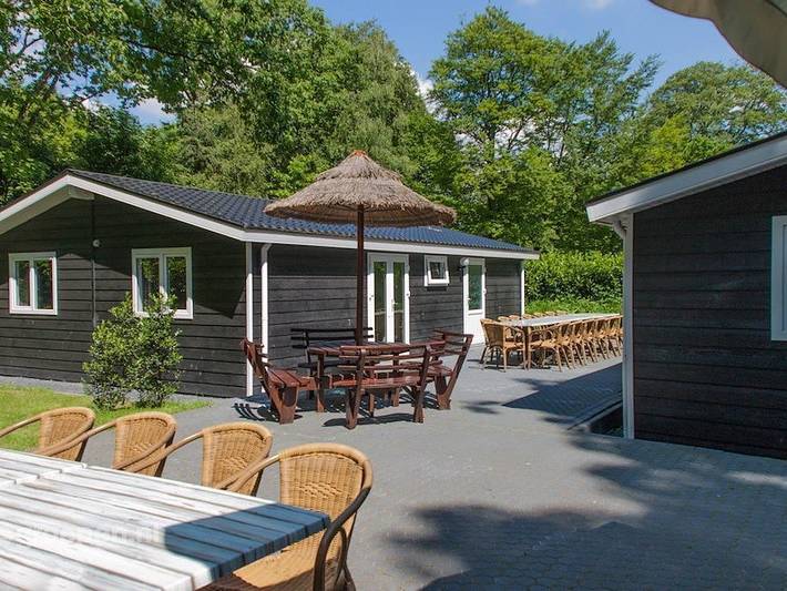 Vakantiehuis voor 24 personen, met Balkon/Terras en Terras in De Bult