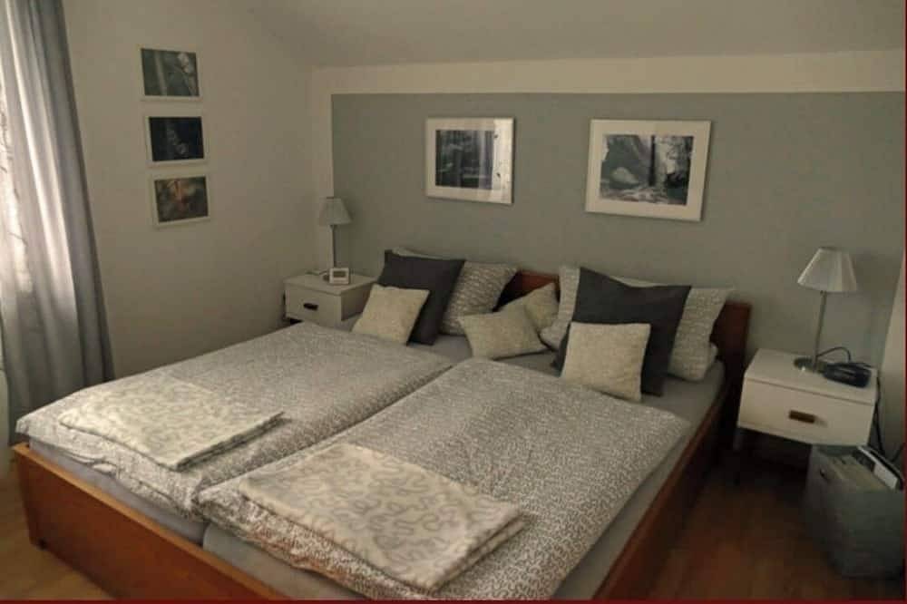 Ganze Wohnung, Ferienwohnung Jule in Bad Weißenstadt in Weißenstadt, Landkreis Wunsiedel im Fichtelgebirge