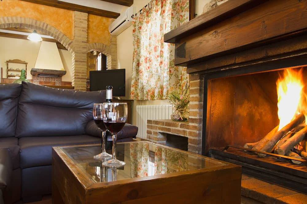 Cottage nº11 for 6 people, Batan Rio Tus in Yeste, Calares del Mundo y de la Sima
