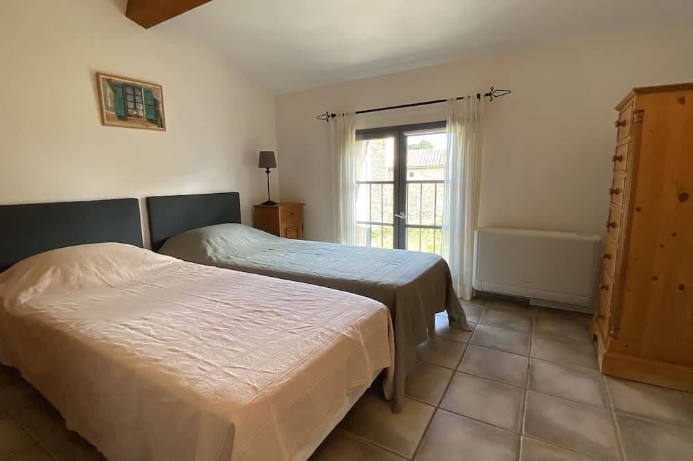 House for 12 people in Provence with private heated swimming pool in Beaumes-de-Venise, Vaucluse