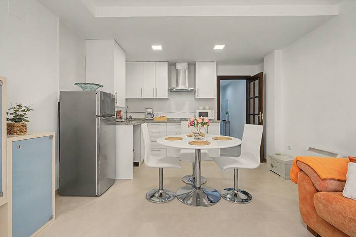 Entire apartment, Apartment 'Maria Jose' with Mountain View and Wi-Fi in Surroundings of Sierra Nevada, Monachil
