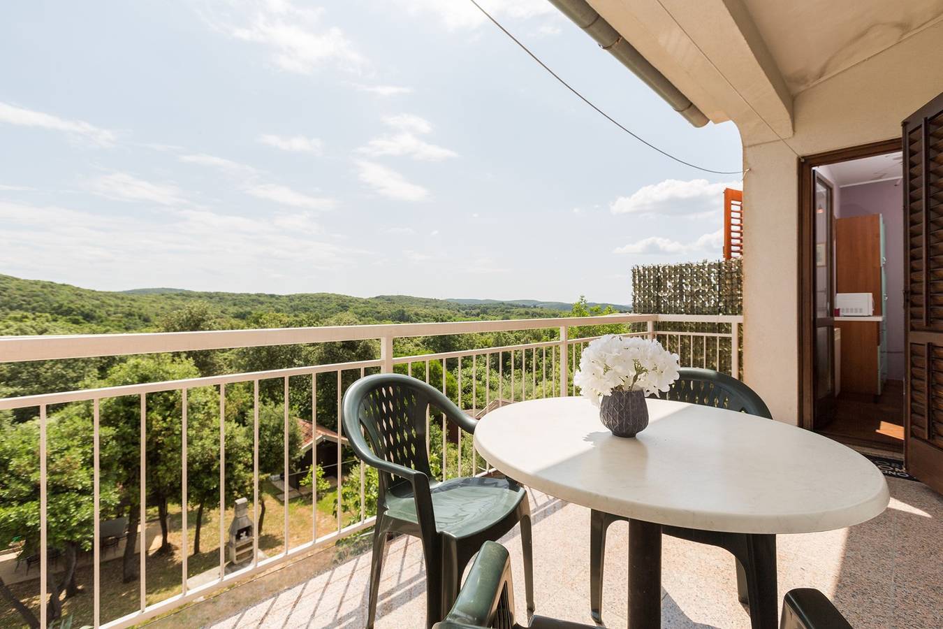 Ganze Wohnung, Rustikale Wohnung Dora mit Balkon und privatem Parkplatz





 in Vrsar, Općina Vrsar