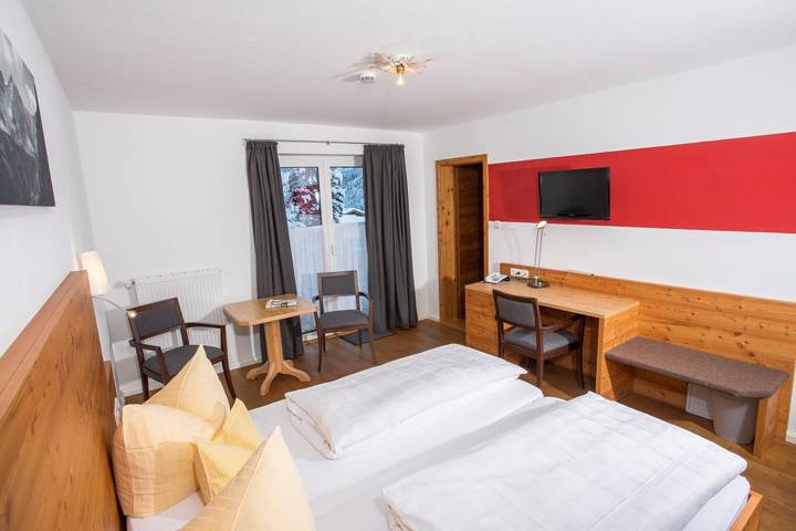 Doppelzimmer "1"  mit Du/Wc in Mittelberg, Kleinwalsertal
