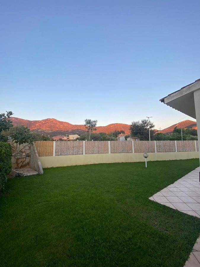 Villa pour 8 personnes, avec jardin, animaux acceptés à Solanas