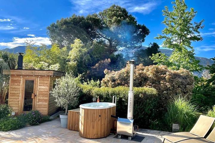 Location de vacances pour 2 personnes, avec piscine et jacuzzi ainsi que jardin et sauna à Fuilla - 3