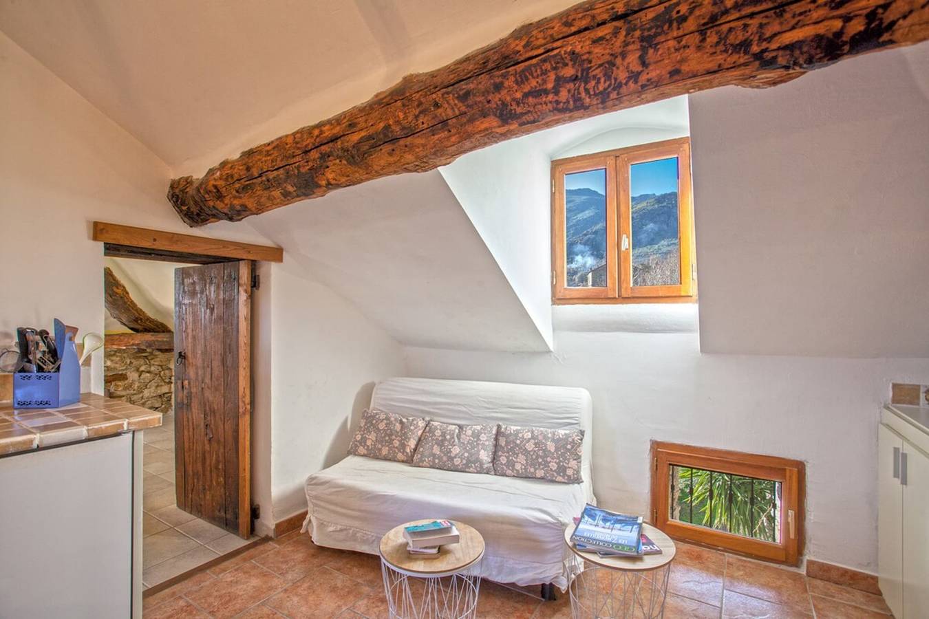 Appartement entier, Casa Tenda appartement dans maison en pierre in Santo-Pietro-di-Tenda, Région de Calvi