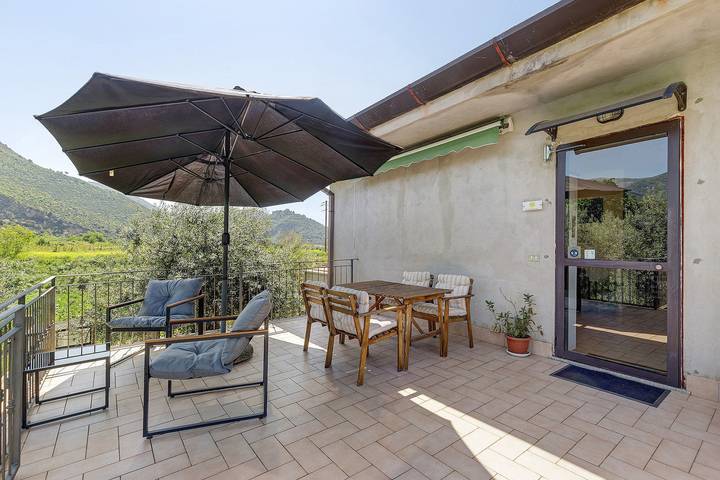 Appartamento per 7 persone, con Balcone in Provincia di Latina