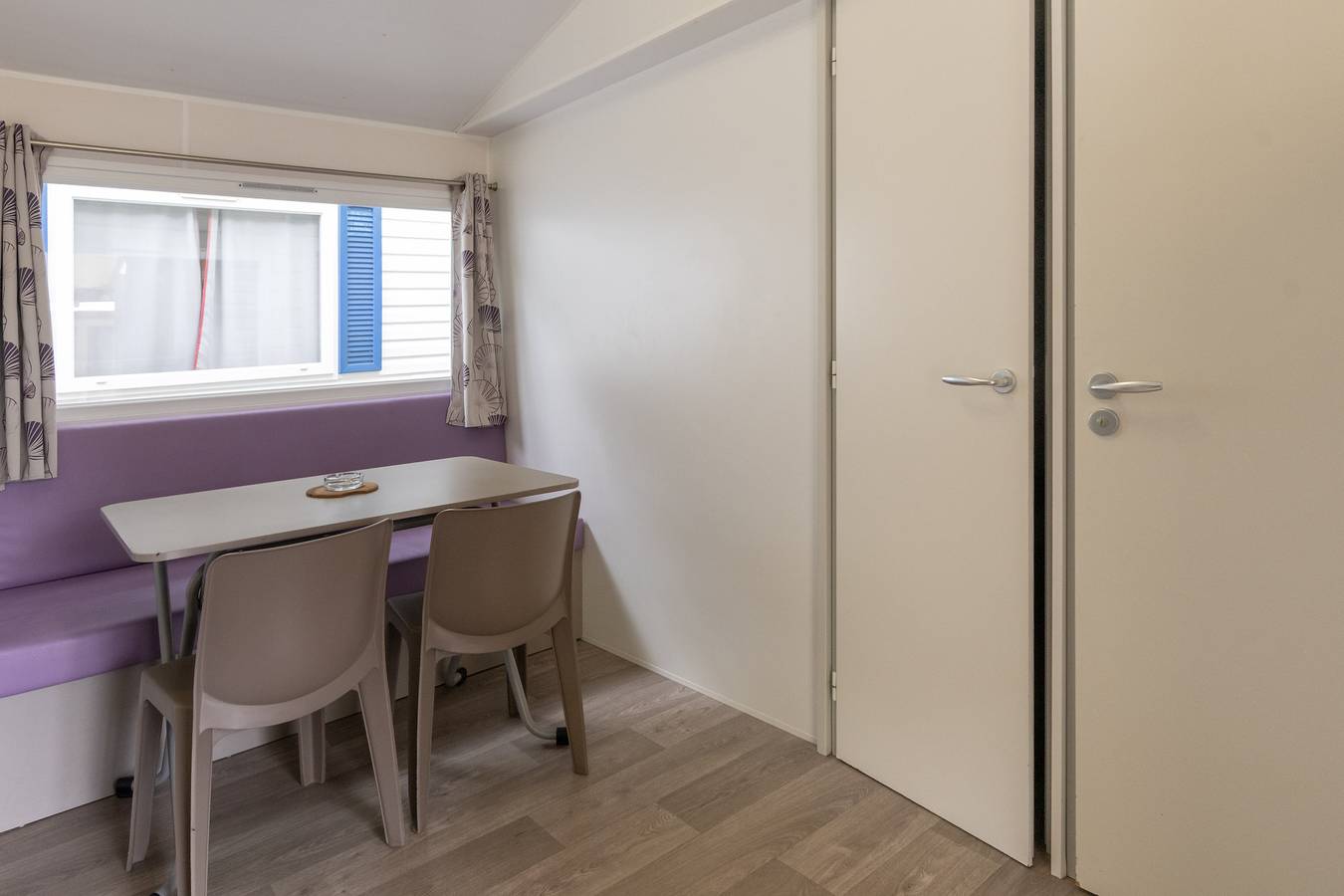 Mobil-home 'Mobil-home Confort C - 1-4 Persone in Lavilledieu, Ardèche