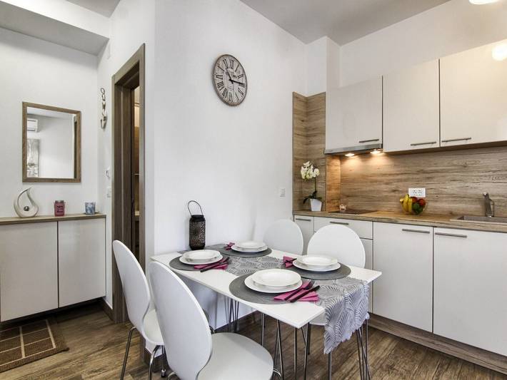 Ganze Wohnung, Apartments Victoria - One Bedroom Apartment with Terrace (A2) in Plaža Pakoštane, Pakostane