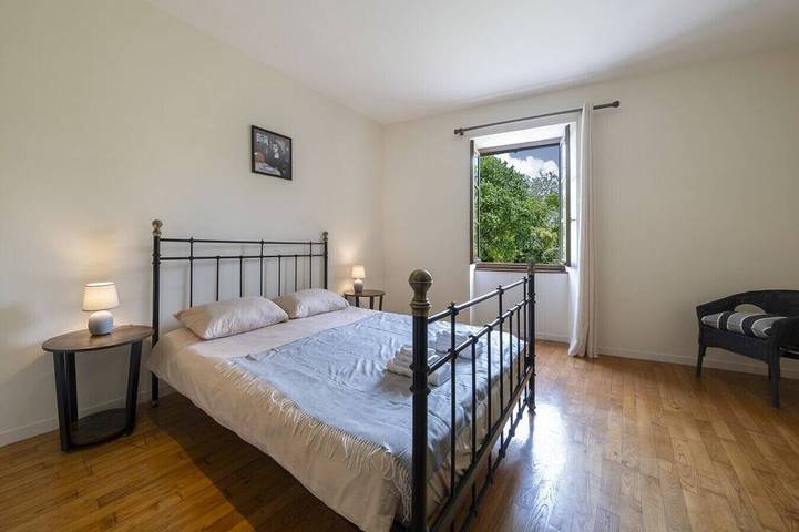 Location de vacances pour 8 personnes, animaux acceptés à Montboyer - 2