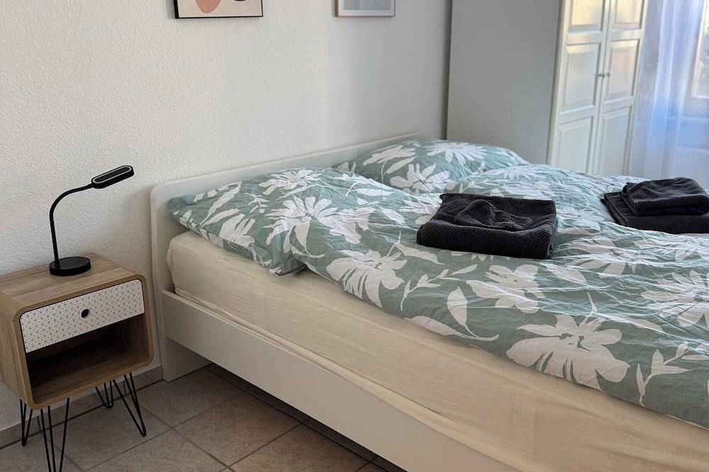 Entire apartment, Bright vacation apartment in top location between Mainz & Wiesbaden in Ginsheim-Gustavsburg, Rheingau