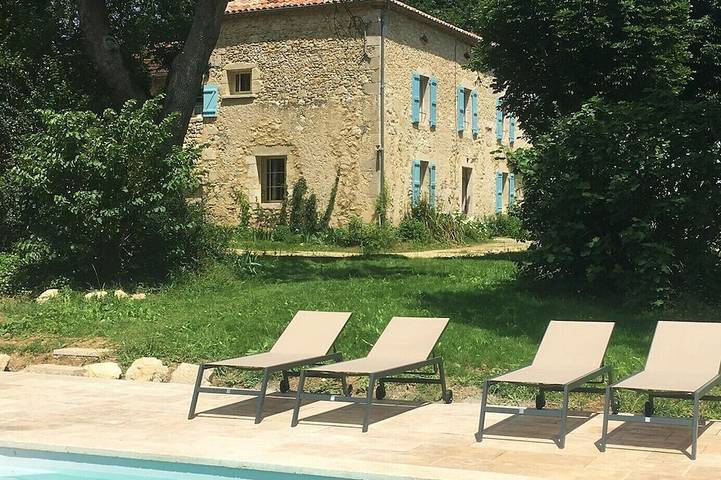 Location de vacances pour 9 personnes, avec Terrasse et Jardin à Astaffort