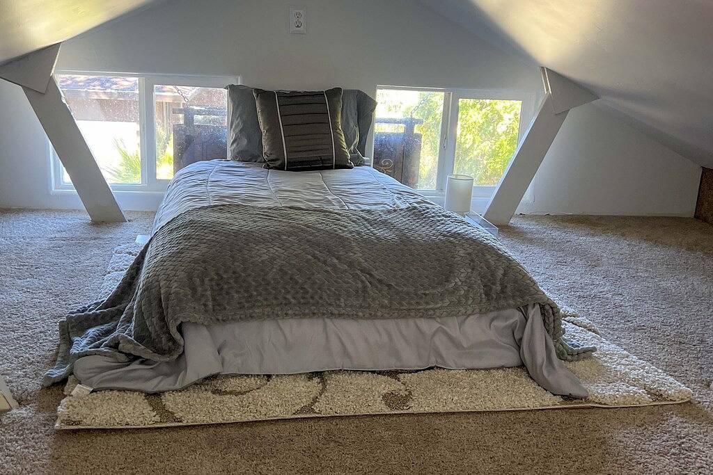 Modern Entertainment Getaway Off Sacramento River! in Shasta County