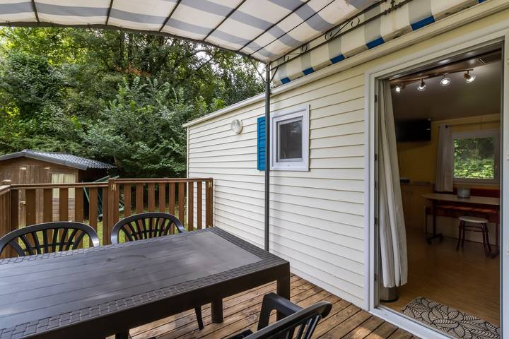 Camping pour 4 personnes, avec bassin pour enfant et jardin, animaux acceptés en Dordogne - 4