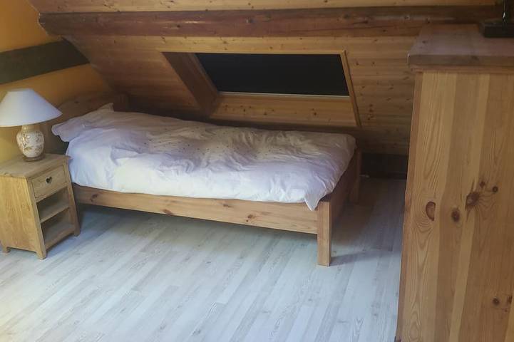Gîte pour 6 personnes, avec jardin et terrasse, animaux acceptés dans Semnoz - 4