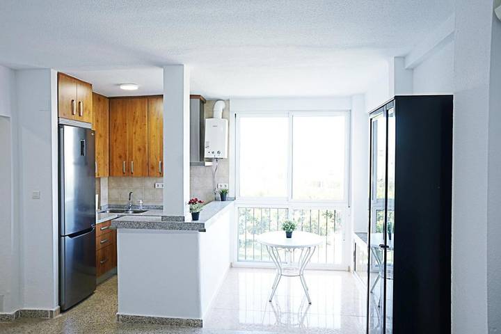 Apartamento de vacaciones para 4 personas, con piscina y jardín - 1