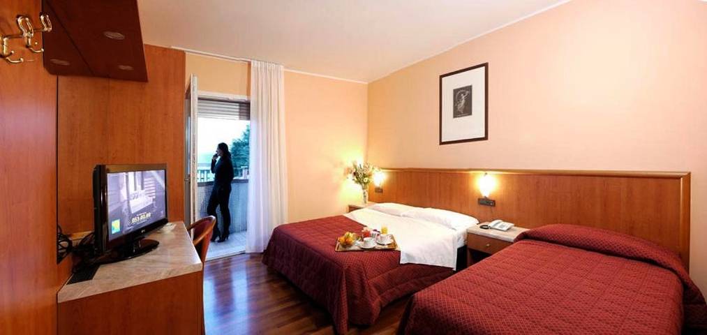 Hotel für 4 Personen, mit Balkon in Bassano del Grappa - 2