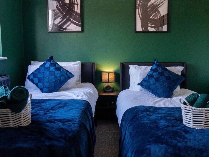 2-Bed - Sleeps 4 - Pet Friendly & Free Parking in Bolton, Grand Manchester
