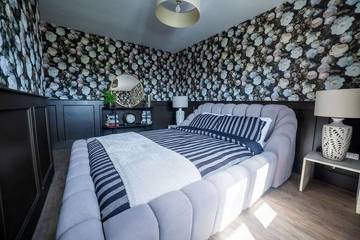 Log Cabin for 7 People in County Fermanagh, Photo 3