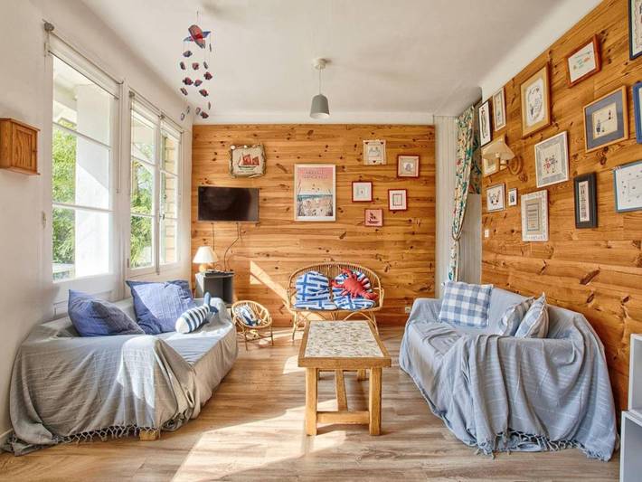 Location de vacances pour 7 personnes, avec jardin dans Plage De La Redoute - 2