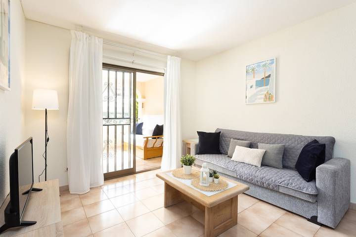 Gîte pour 5 personnes, avec terrasse et piscine à Los Cristianos - 4