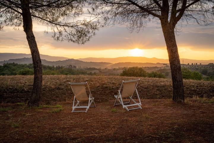Gîte pour 17 personnes, avec jardin ainsi que terrasse et piscine à Castiglione del Lago - 2