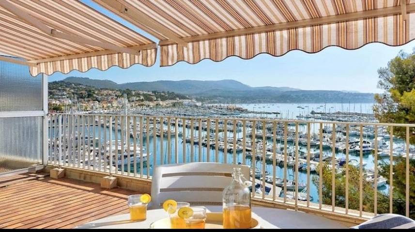 Appartement de vacances pour 6 personnes, avec vue et terrasse