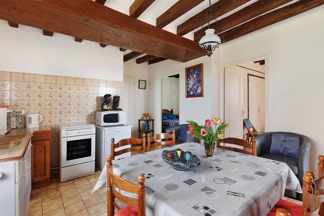 Maison de Vacances 'Gîte 264, Proche Zoo Beauval' avec Terrasse Privée et Jardin Privatif in Noyers-sur-Cher, Région de Romorantin-Lanthenay