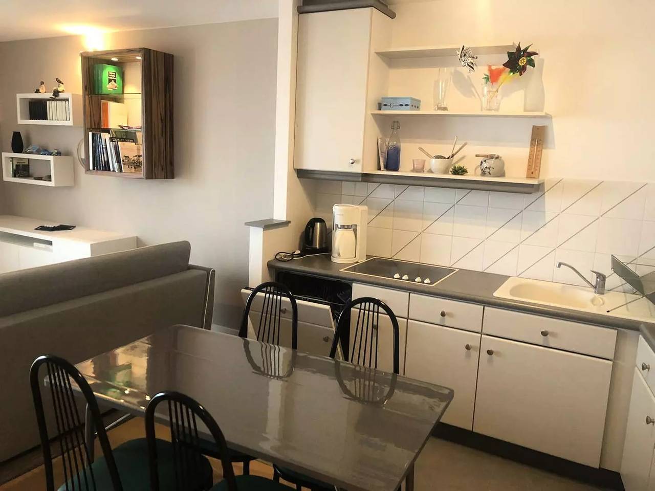 Apartamento entero, Hermoso apartamento 43m2 en el dique de Val André, vista al mar, acceso directo a la playa in Pléneuf-Val-André, Côte d’Émeraude