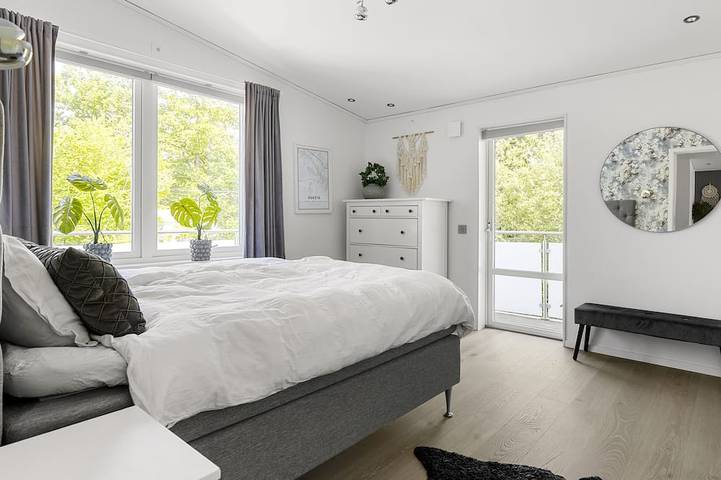 Exklusive Villa mit Pool in der Nähe von Stadt und Natur in Schwedische Ostsee