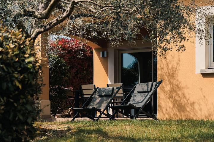 Location de vacances pour 4 personnes, avec Terrasse ainsi que Jardin et Sauna à Saint-Maurice-d'Ardèche