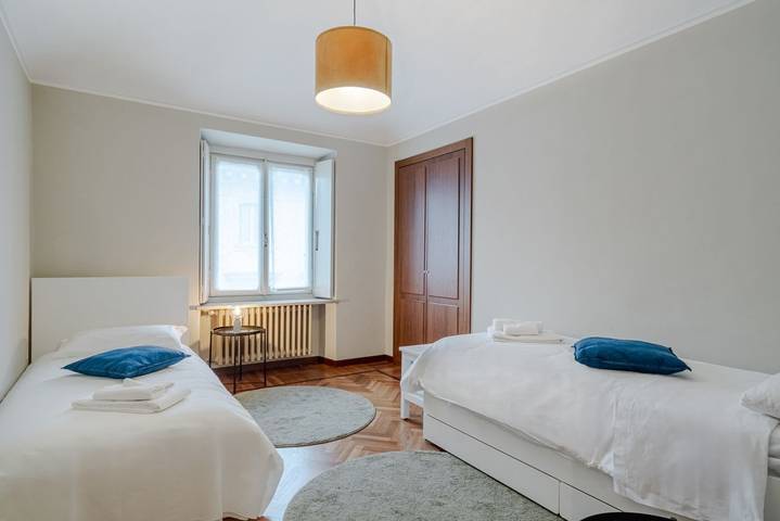 Ganze Wohnung, Ferienwohnung für 9 Personen mit Balkon/Terrasse in Turin, Turin Provinz