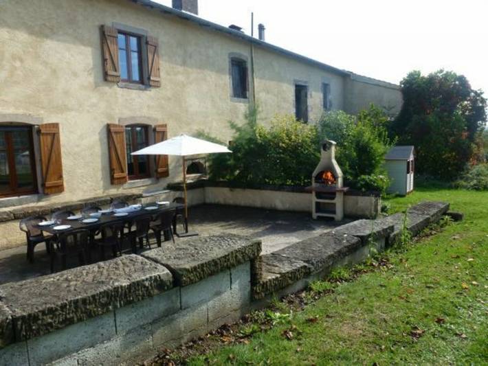Gîte pour 9 personnes, avec terrasse