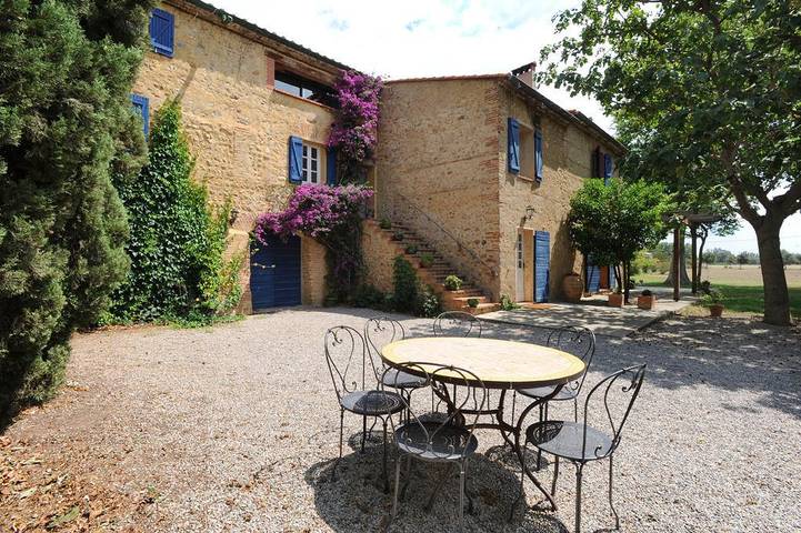 Gîte pour 6 personnes, avec Terrasse ainsi que Jardin et Piscine