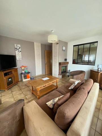 Location de vacances pour 6 personnes, avec terrasse et jardin à Aumontzey