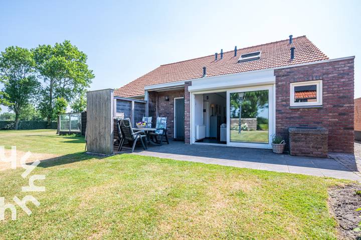 Bauernhof für 4 Personen, mit Terrasse und Garten in Zeeland
