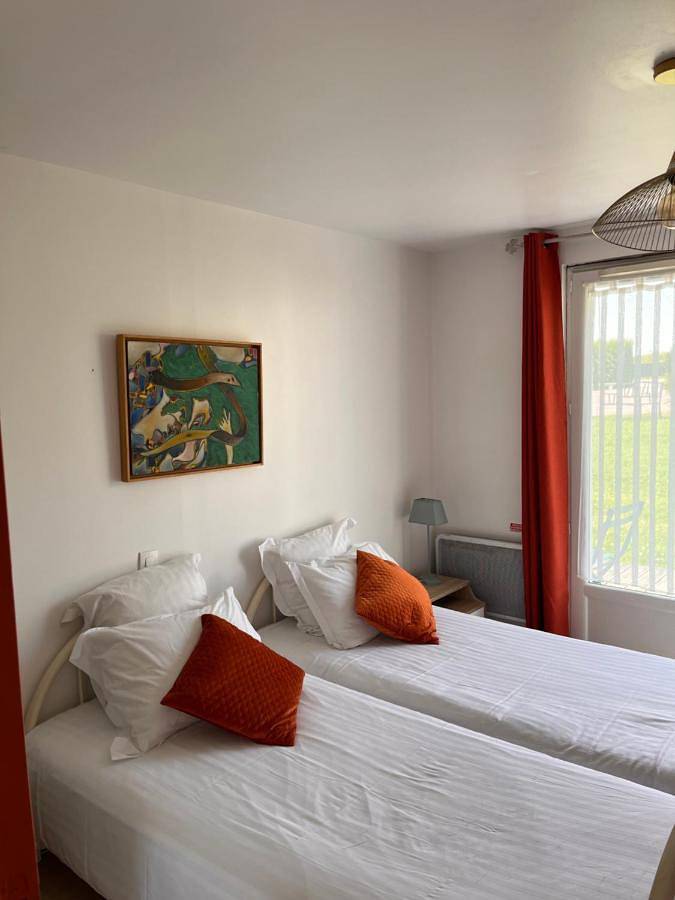 Location de vacances pour 2 personnes, avec terrasse et jardin à Villainville - 3