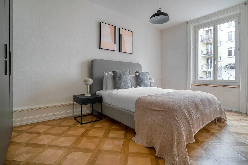 Ganze Wohnung, Perfect Enge 2Br w/ Private W/D, near Central Market, by Blueground in Zürich, Bezirk Zürich