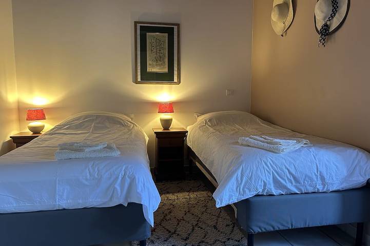 Gîte pour 6 personnes, avec jardin à Jumilhac-le-Grand - 3