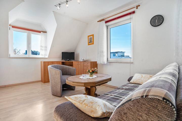 Ferienwohnung für 4 Personen, mit Garten in Bernsteinbäder